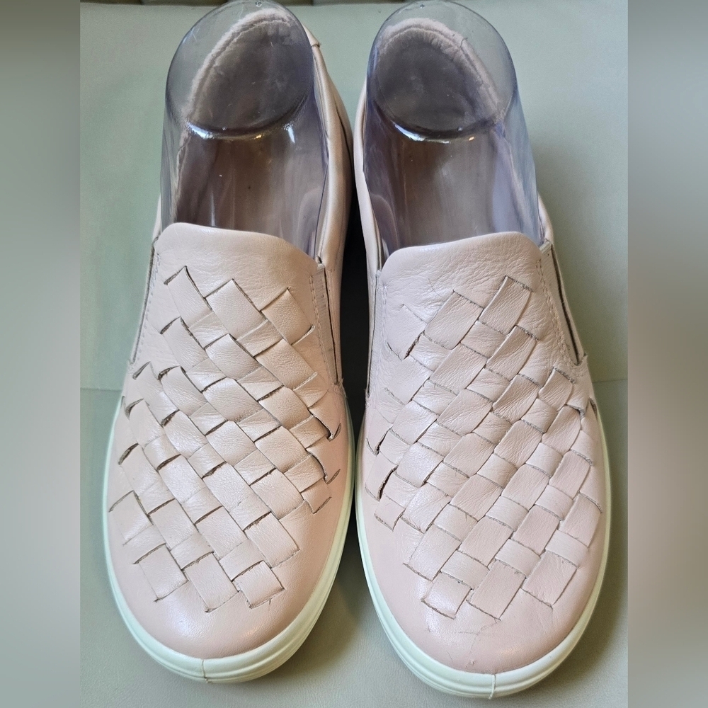 ECCO Women’s SOFT Size 7 Woven Slip On Leather Sneaker Walking Shoe Size 6 PINK - Picture 3 of 12